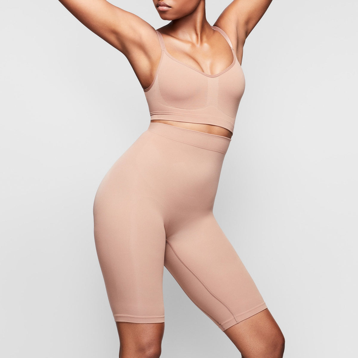Kim Kardashian on X: THE @SKIMS BI-ANNUAL SALE STARTS NOW! Shop our viral  shapewear bodysuits, best-selling bras, most-loved loungewear and more for  less while they last.   / X