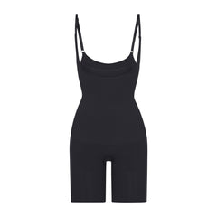 SKIMS NWOT! Seamless Sculp Thong Bodysuit - $45 - From Aimee