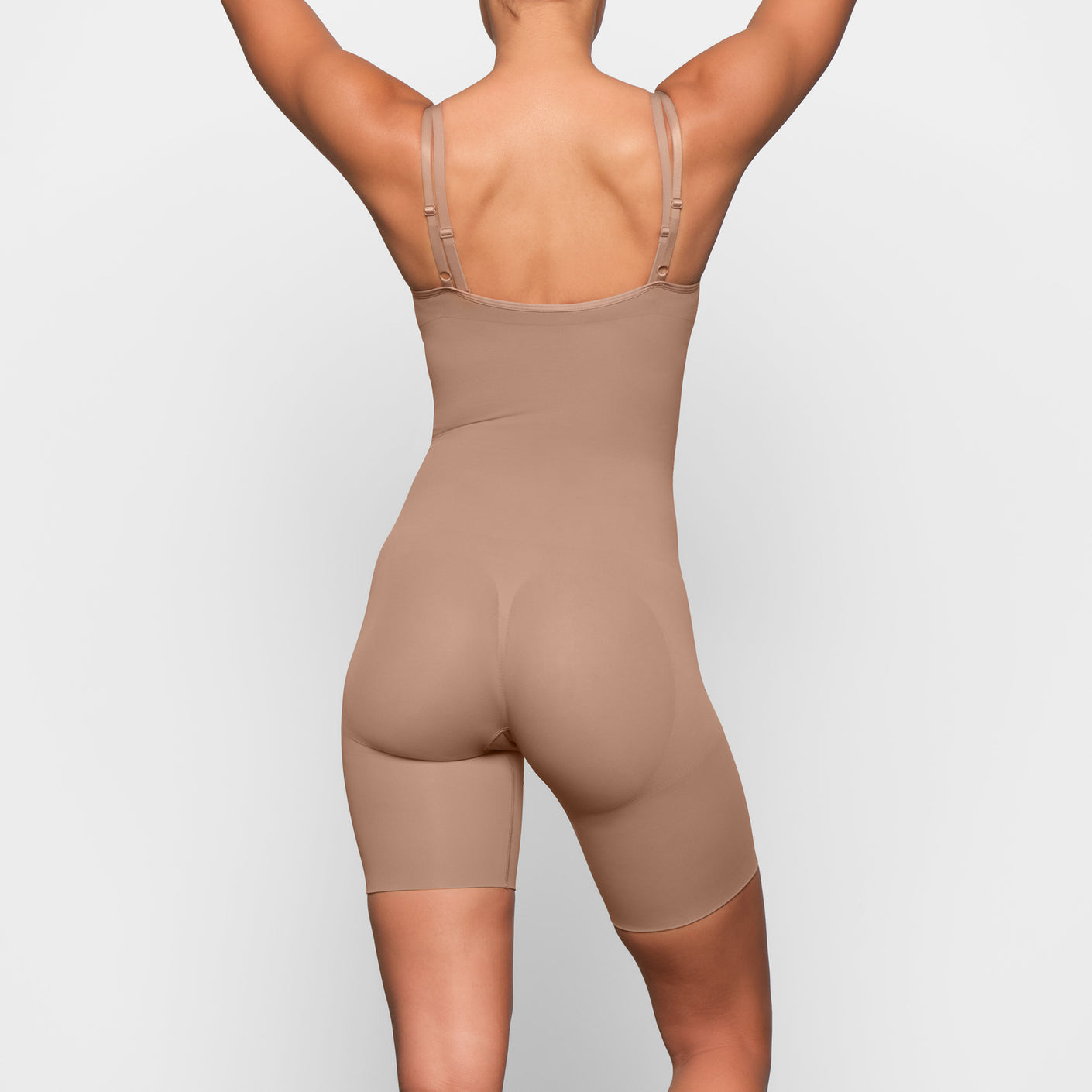 Skims Seamless Sculpt Butt Enhancing Open Bust Bodysuit Sand 4XL/5XL