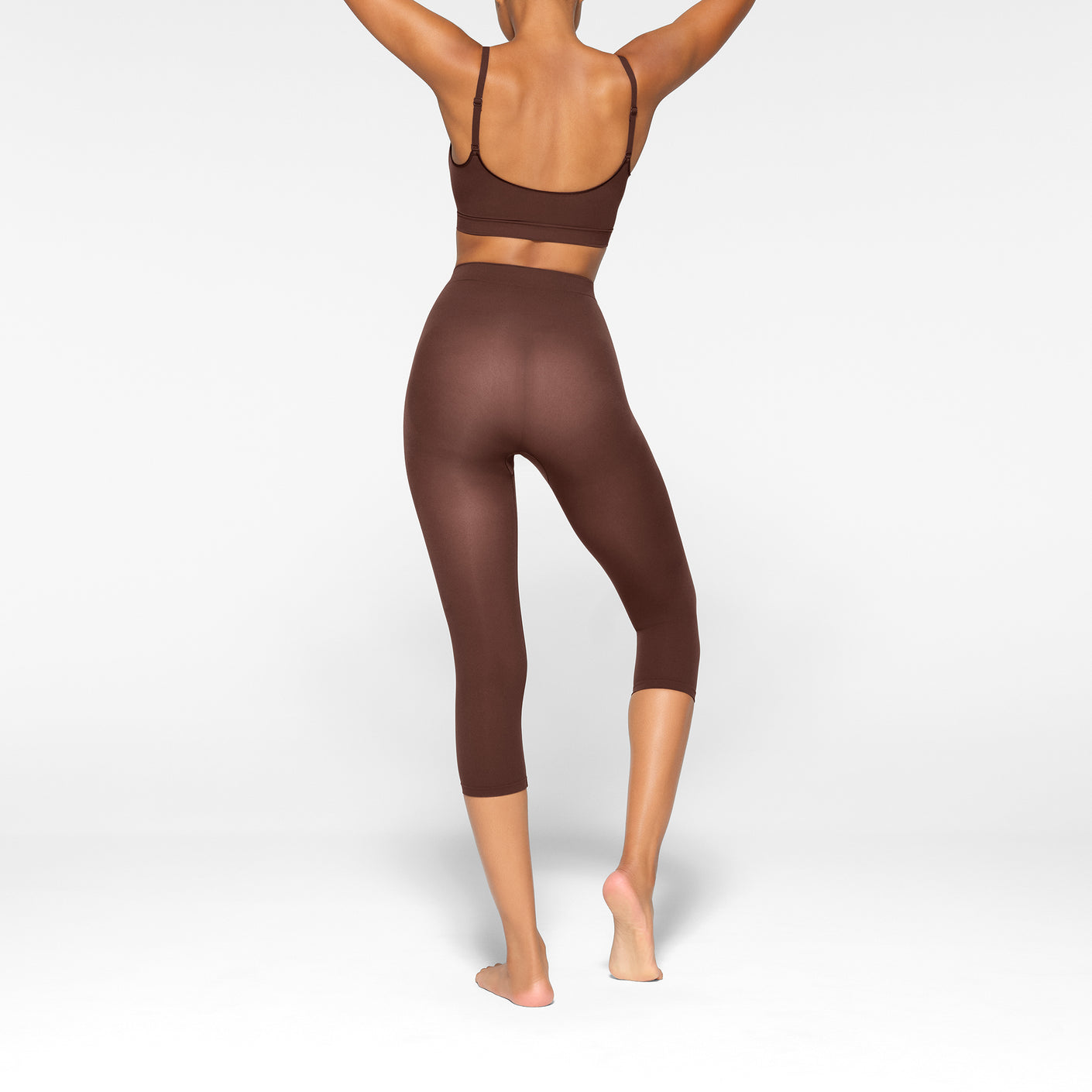 High-Waisted Seamless Star Capri