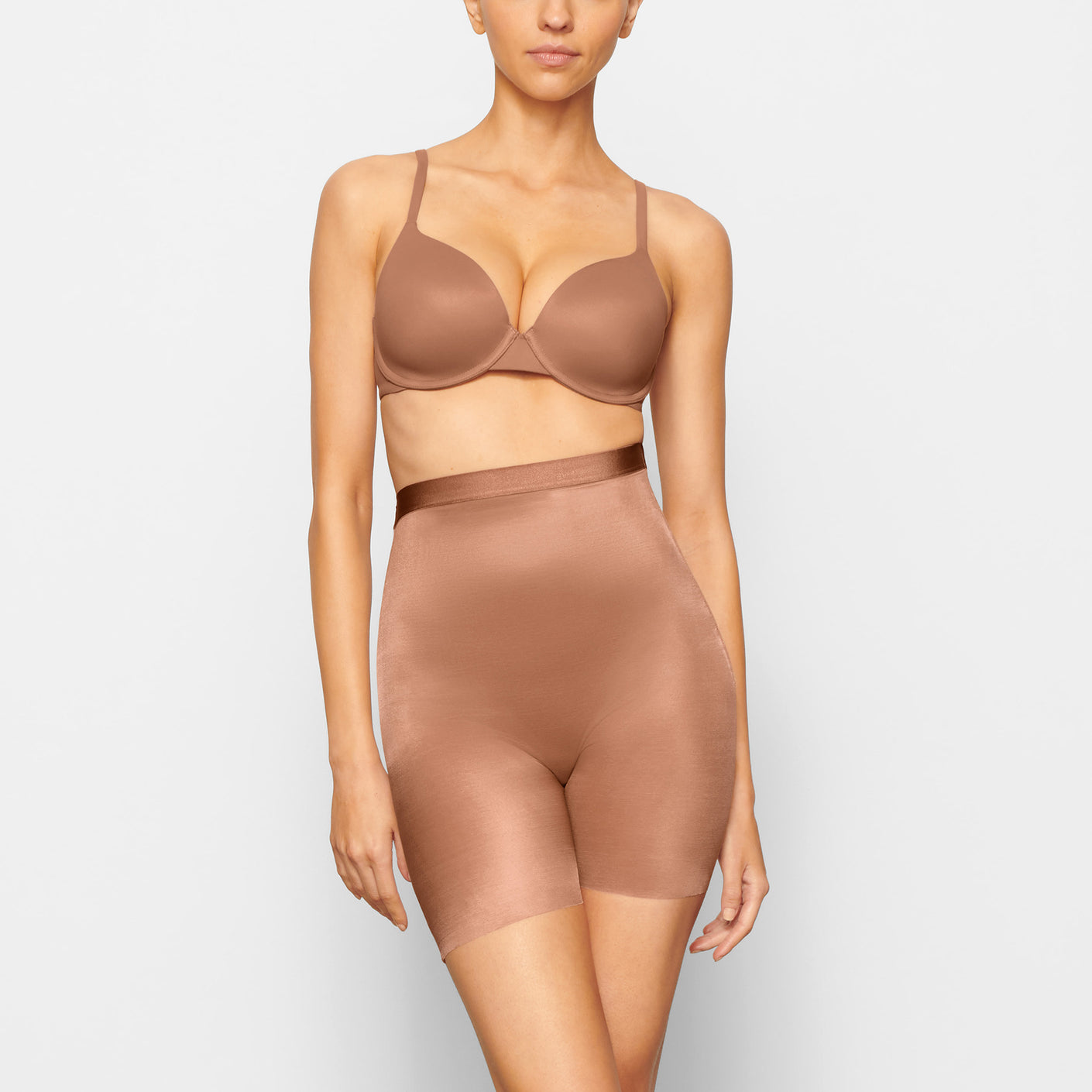 BARELY LOW SHORT | SIENNA - BARELY LOW BACK SHORT |