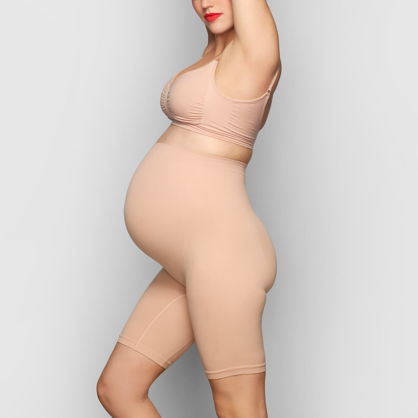 SKIMS MATERNITY SCULPTING BODYSUIT MID THIGH