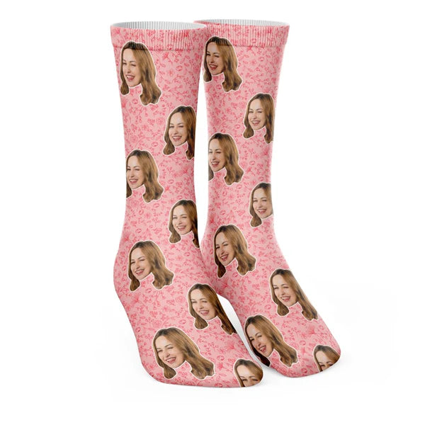 personalizirani-esenni-chorapi-713091.webp__PID:92a5c760-75d0-4b65-9981-9d91e82bd695