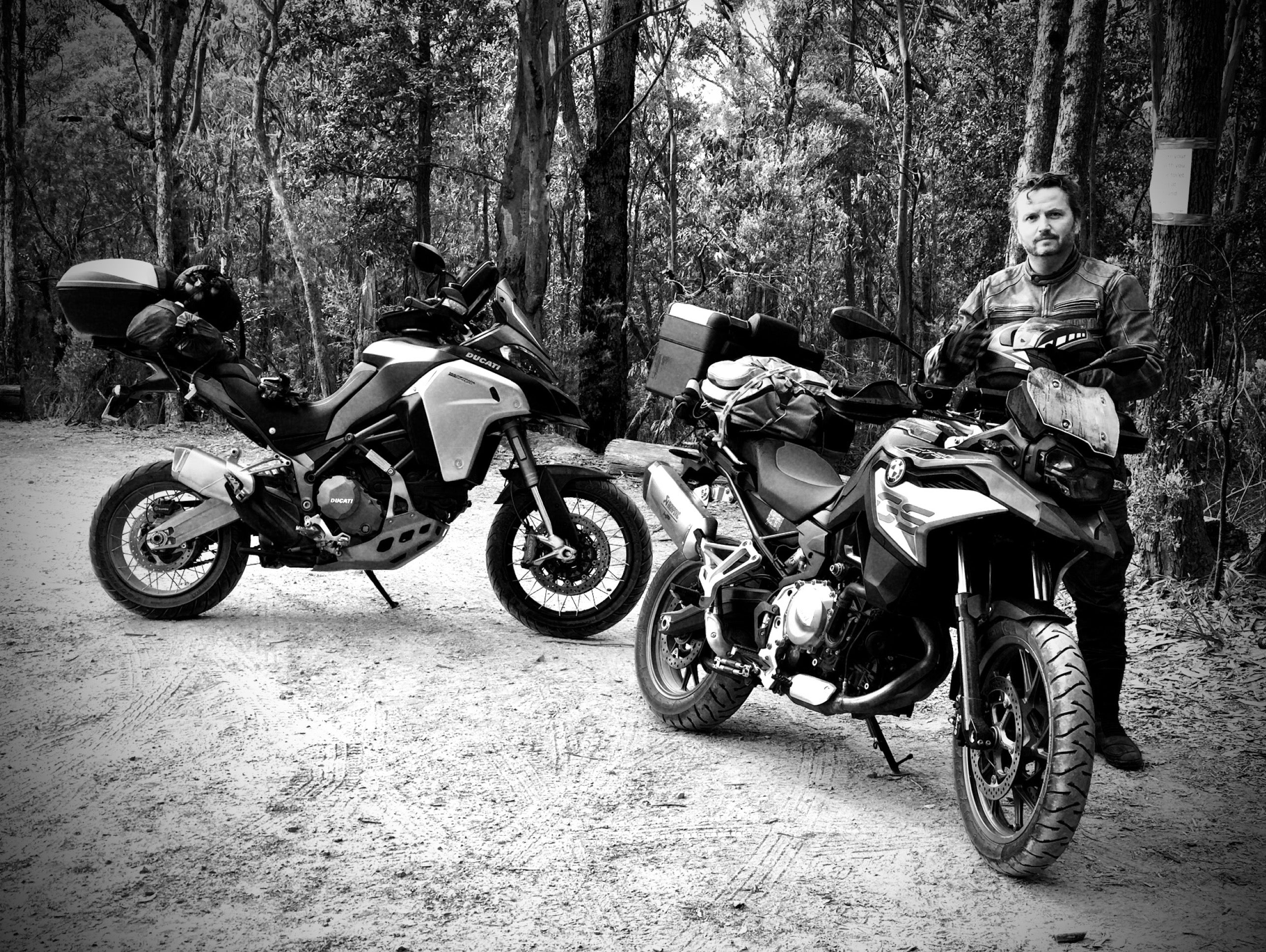 BMW f750gs camping