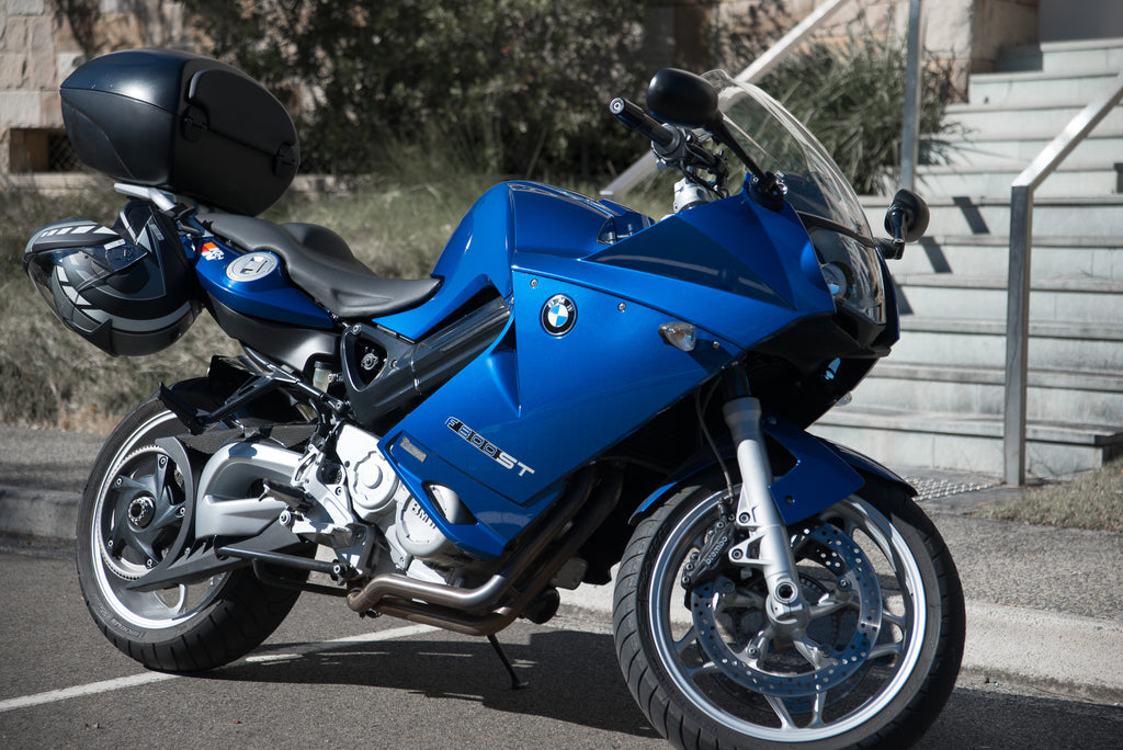 BMW F800ST Blue Review