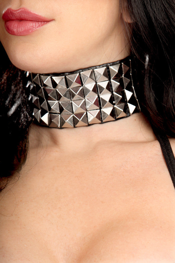 Masochist Big Choker with Pyramid Studs 