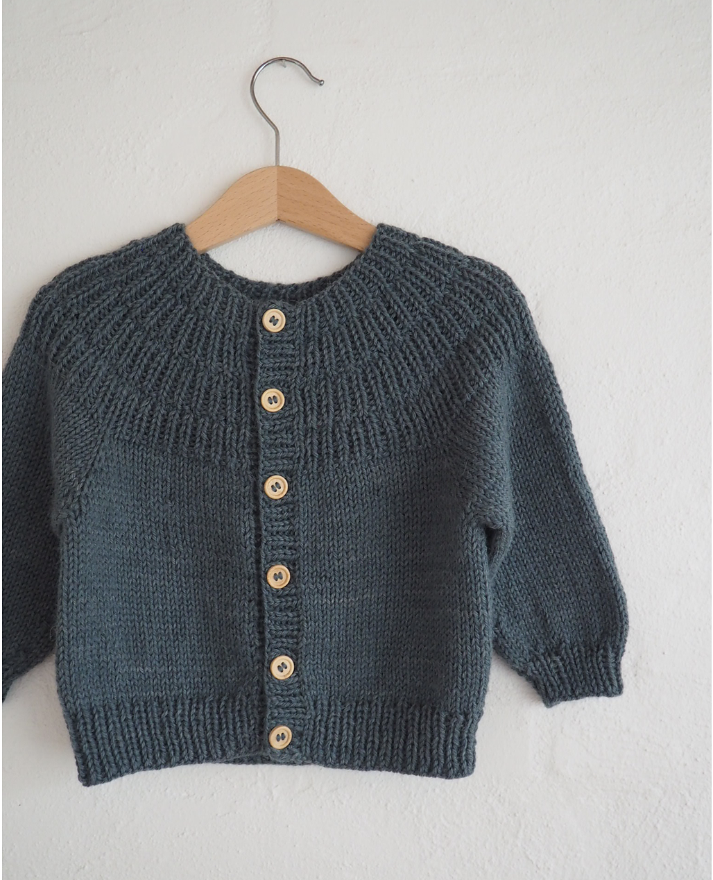 Anker's Jacket Junior - Petite Knit. Knitting Pattern – Miss Maude