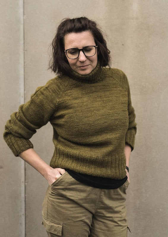 Yoga sweater pattern by Neringa Ruke