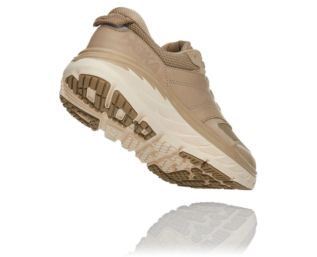 hoka one one tan