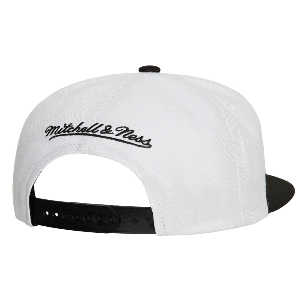 Los Angeles Kings Reverse Retro 22 Authentic Pro Flat Brim Snap