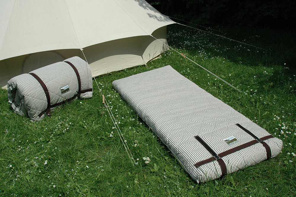 Naturalmat organic camp bed