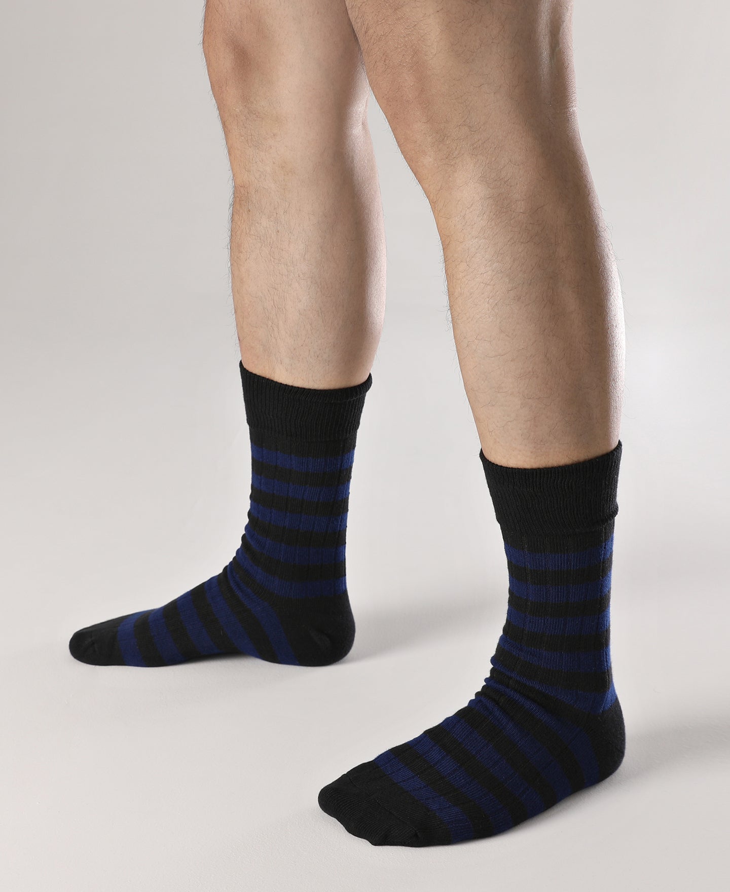 SuNi Apparel Striped Crew Socks - Retro Mens Striped Socks - Stripe Cotton  Gym Socks for Men - 4 Pairs Pack Size 10-13, Multi, Large
