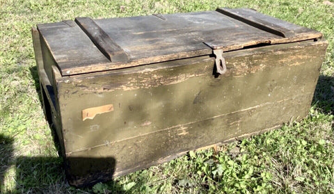 Vintage Military FOOT LOCKER w Tray Wood Trunk chest flat top storage green  box