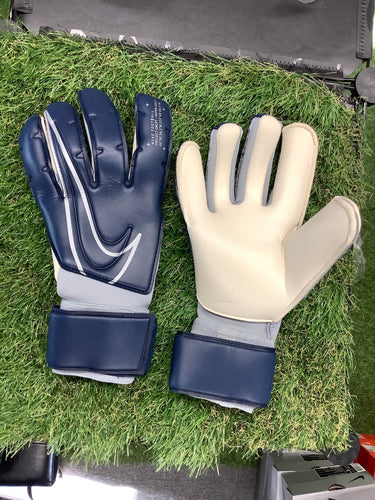 キーパーグローブ Keepergloves 俺の足 サッカー用品セレクトショップ