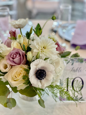 table centerpiece with anemone and roses