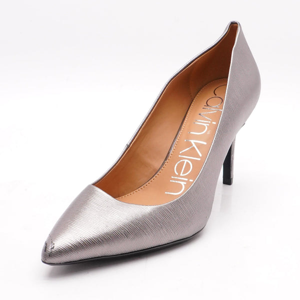 Silver Gayle Pumps | Unclaimed Baggage