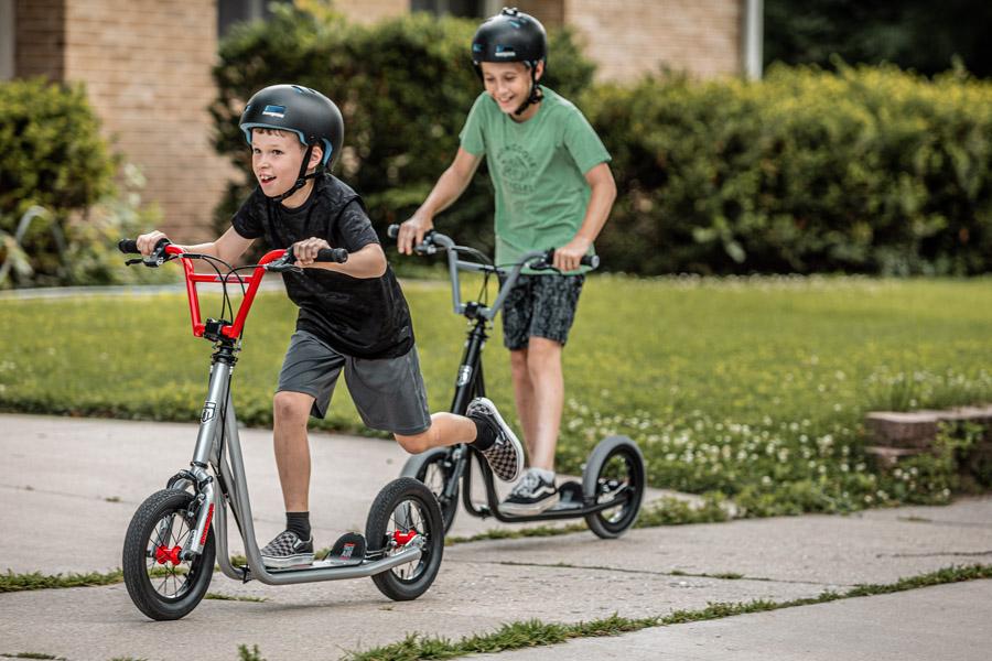 Mongoose Trace Air Scooter