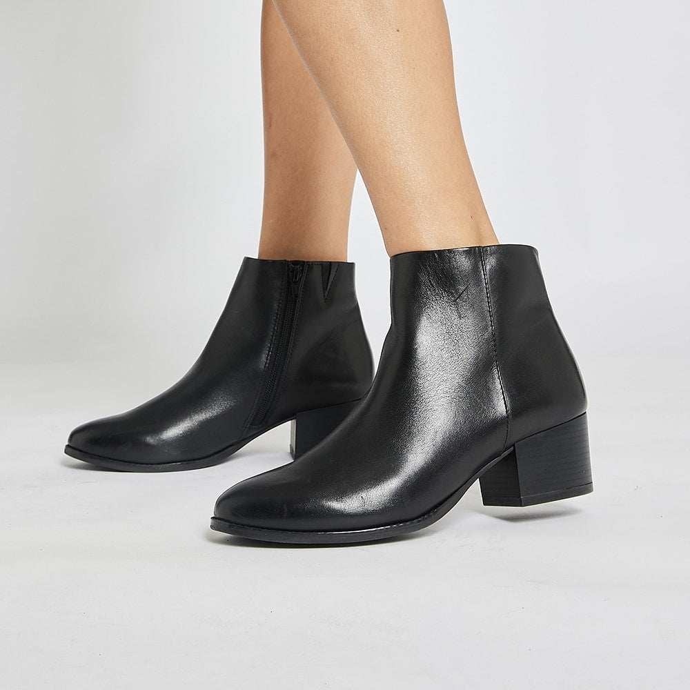 Vera Boot in Black Leather | Sandler | Shoe HQ