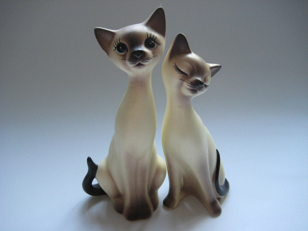 ceramic siamese cat