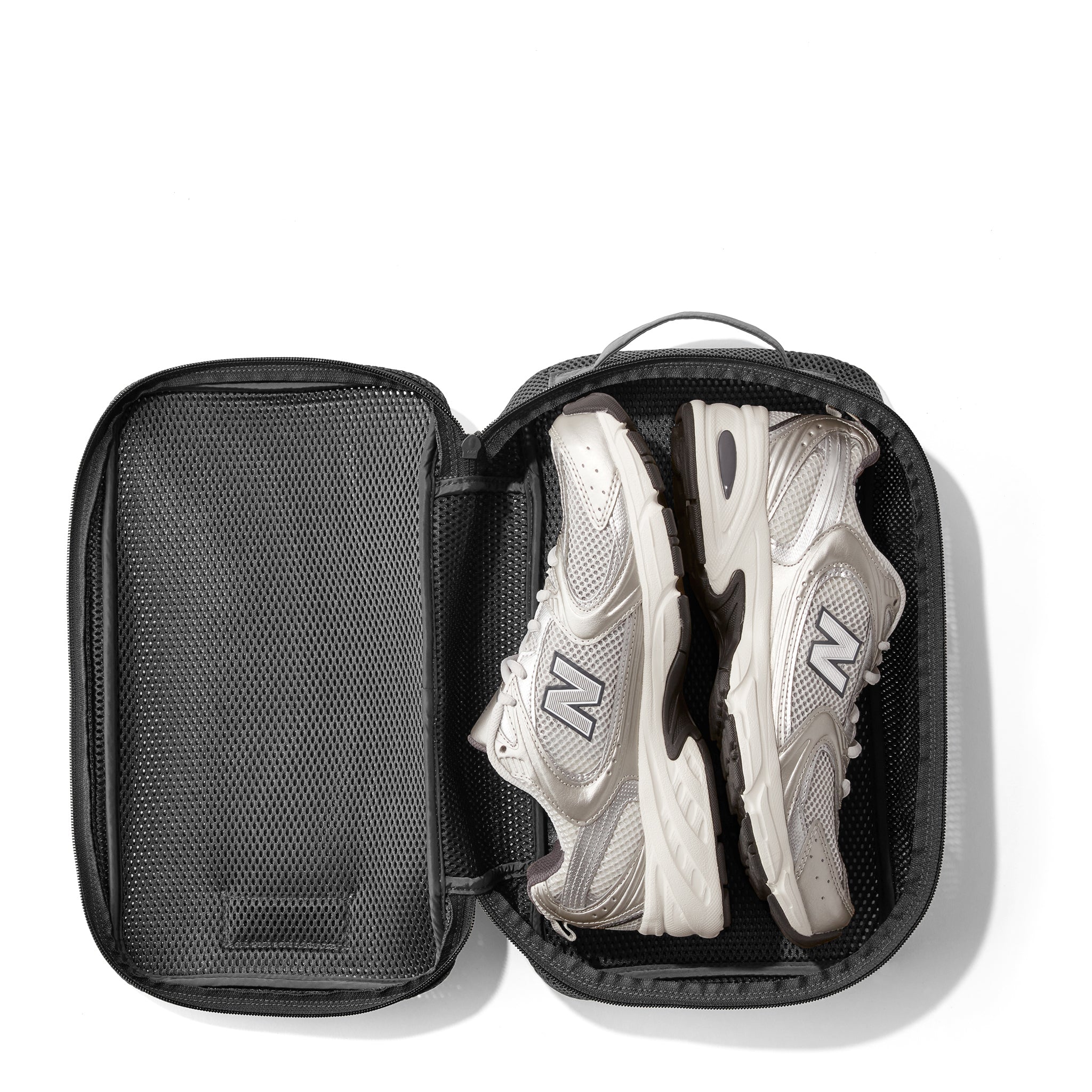 Roma Packing Cube in Carbon Air Mesh, Medium