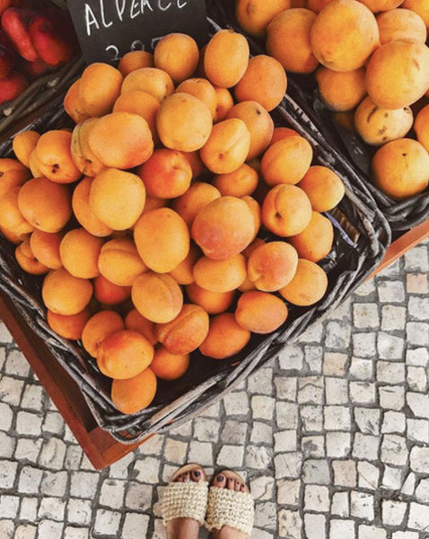 Peachy in Portugal