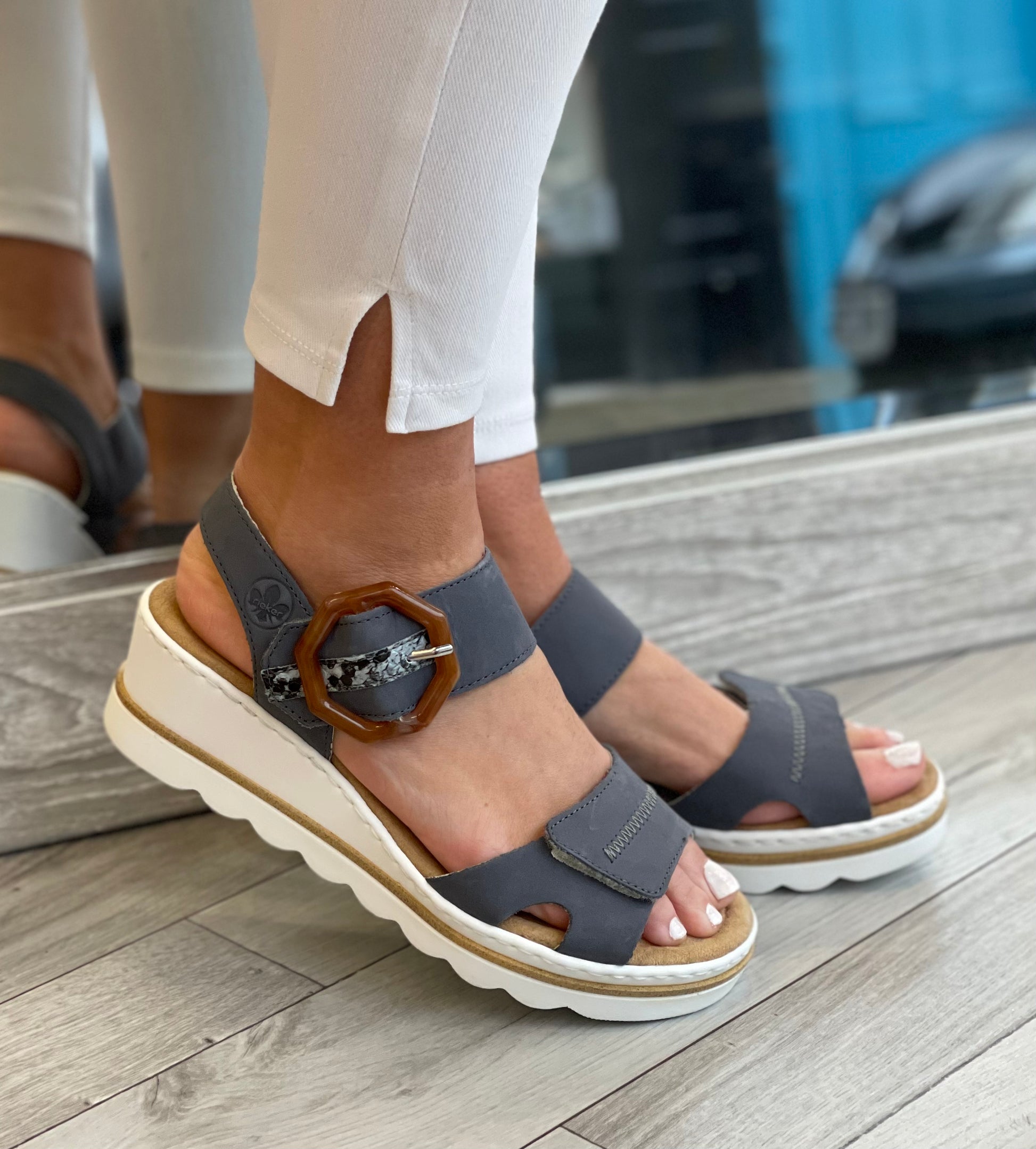 Sammenhængende i stedet udbytte Rieker - Denim Leather Wedge Sandal – hannahkfootwear