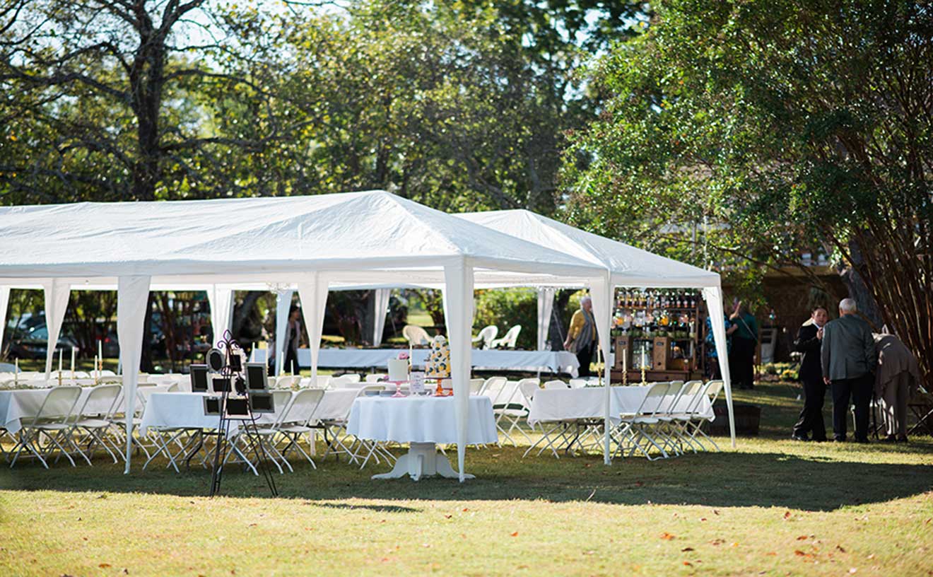 10' x 30' Party Tent