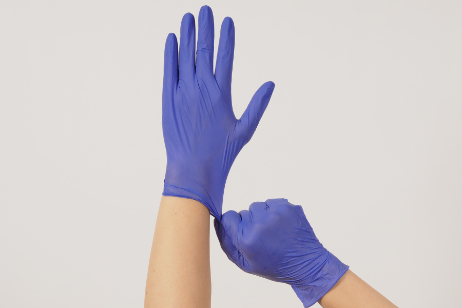 Glove Fit Guide for Aestheticians