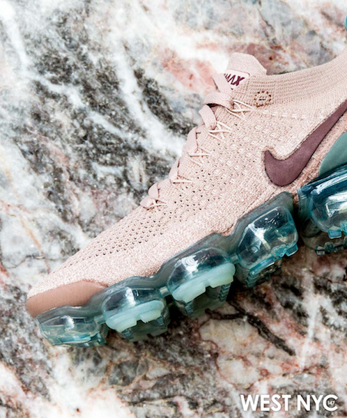 taxa invadere strop WMNS Nike Air VaporMax Flyknit 2 "Particle Rose / Mica Green" – West NYC