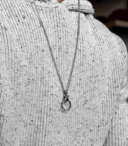 Should Guys Wear Necklaces? – NIXIR