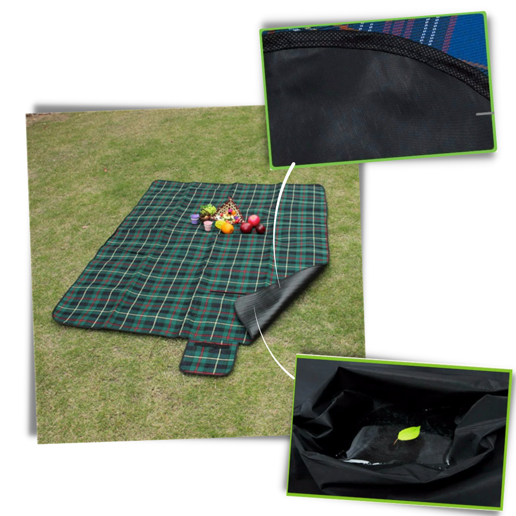 Waterproof picnic blanket - Moisture-resistant PE material - Ozerty