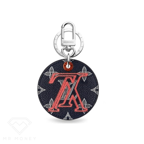 Louis Vuitton ILLUSTRE Xmas Seoul Bag Charm and Key Holder