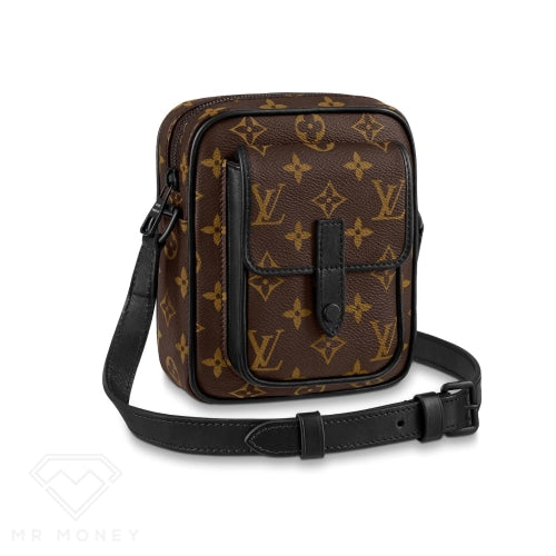 Louis Vuitton - Louis Vuitton V.N.R. Low 'Black' (7 US), myGemma, NZ