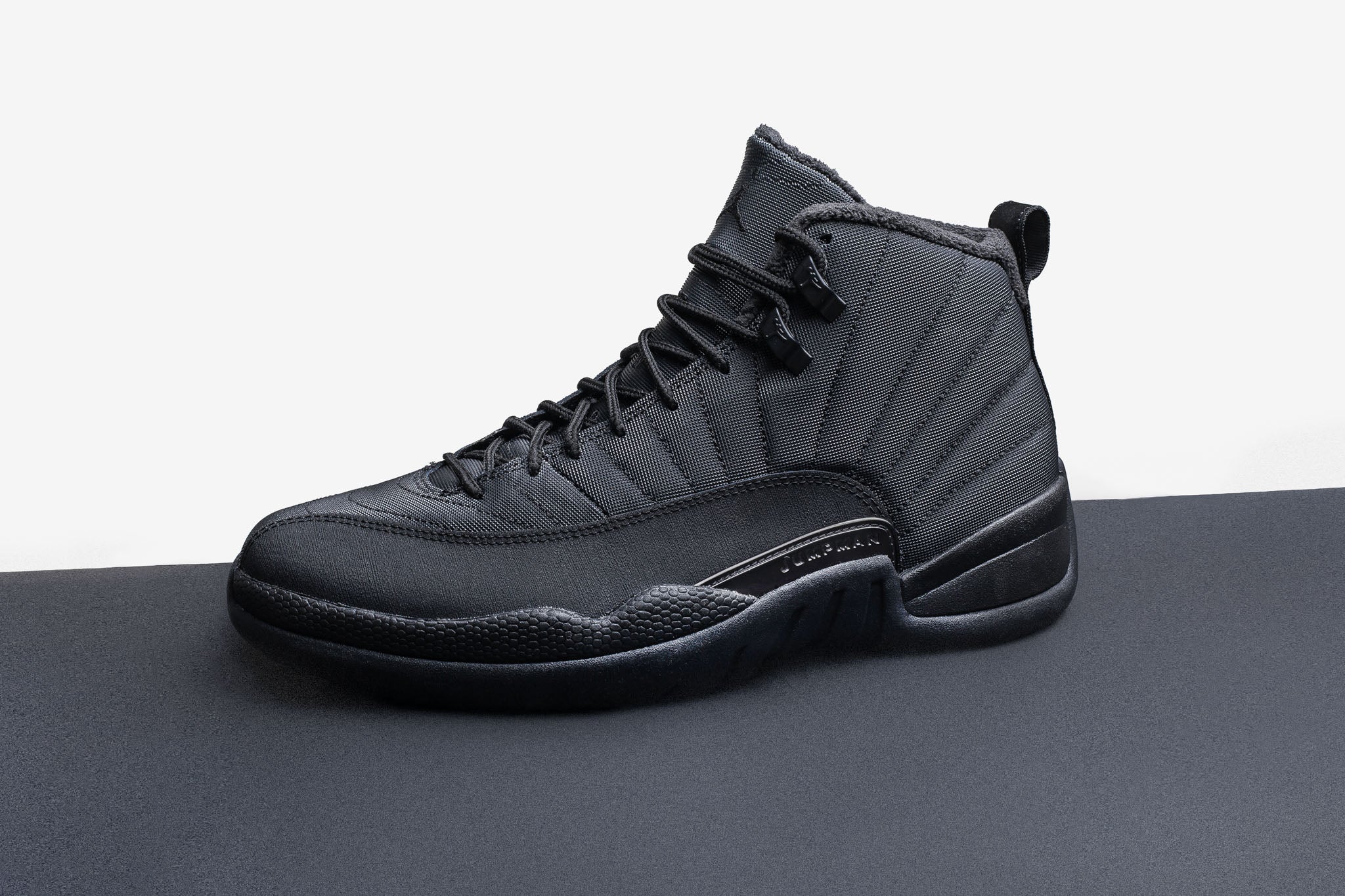 air jordan 12 retro wntr triple black