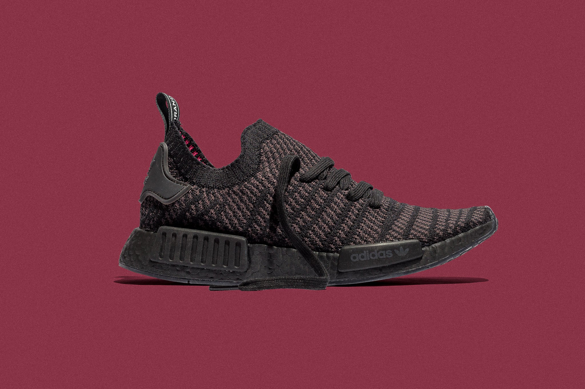 adidas nmd stlt triple black