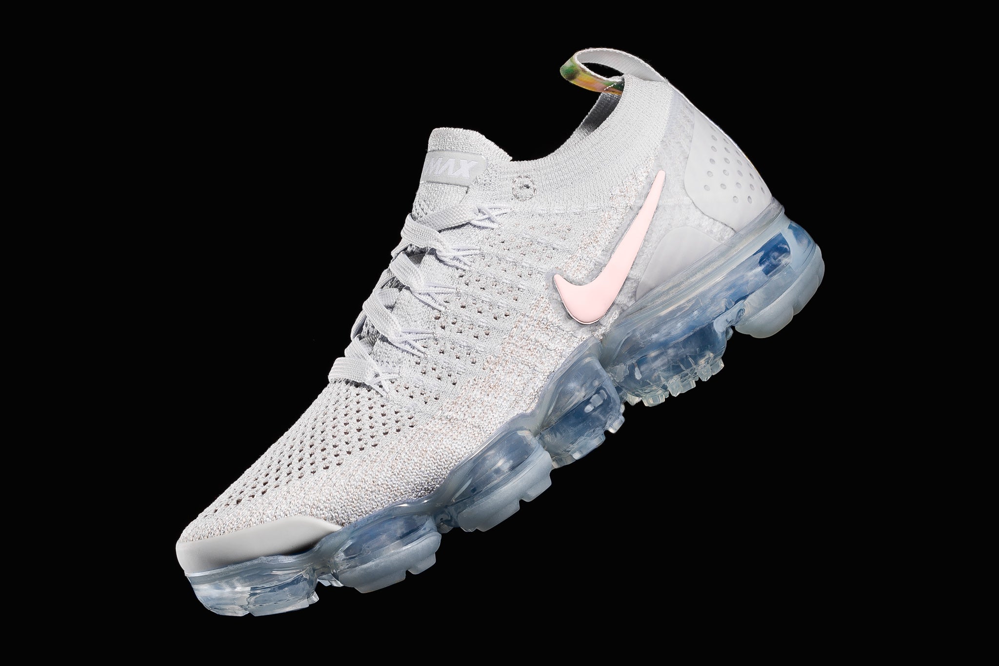 white nike air vapormax flyknit 2 women's