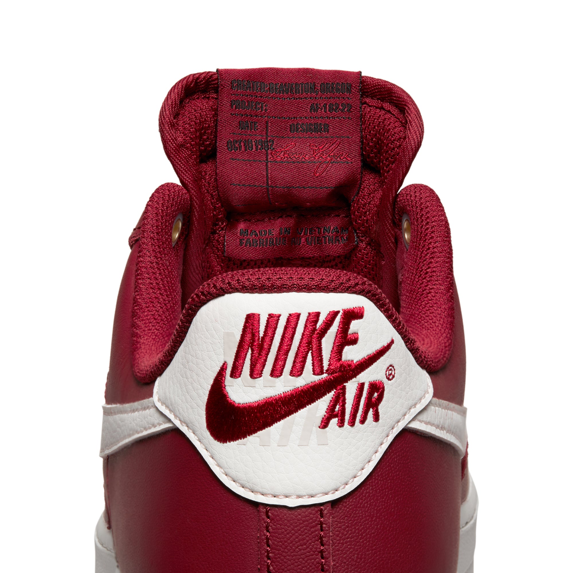 Air Force 1 07 PRM DQ7664-600 Team Red – Capsule