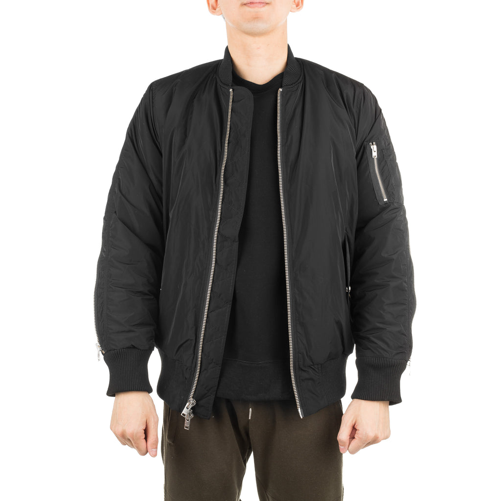 Outerwear – Capsule Online