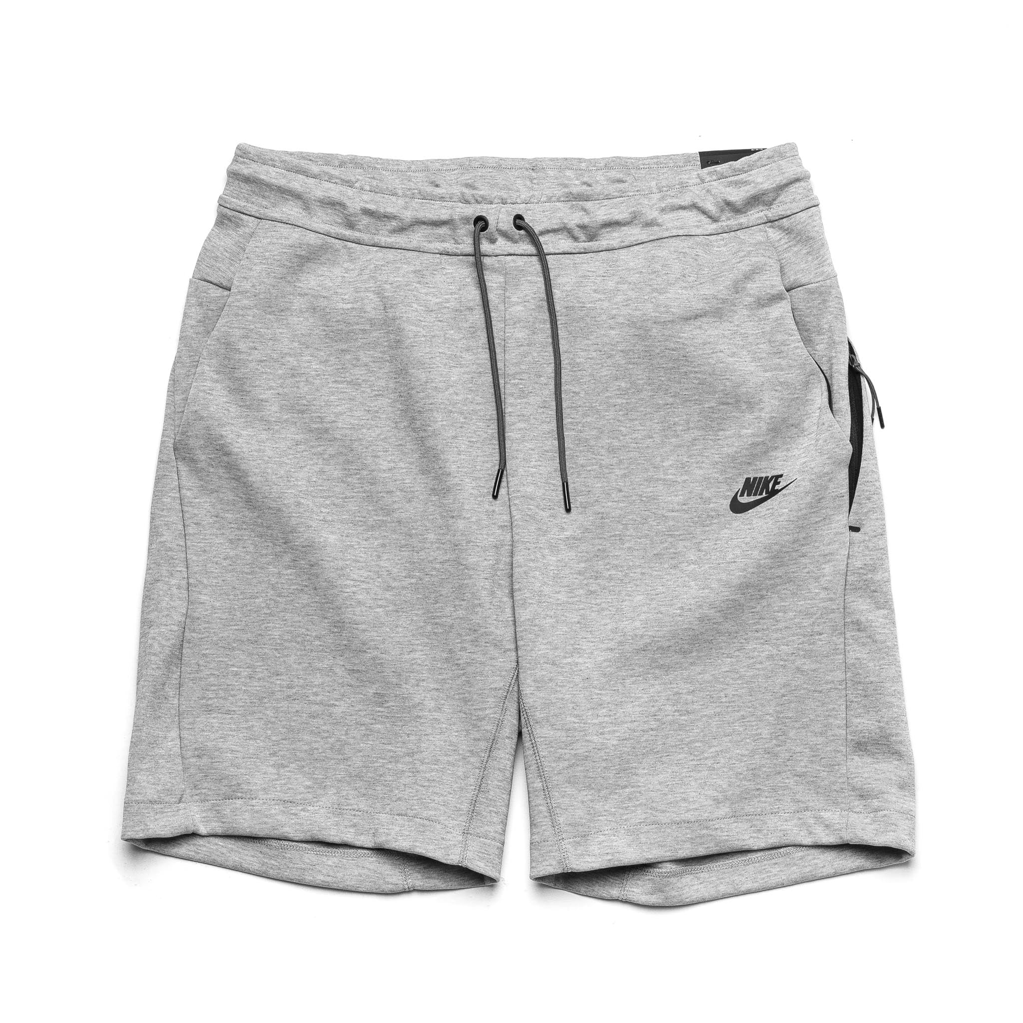 nike tech fleece short