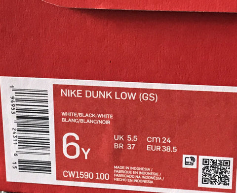 Nike Dunk GS Label