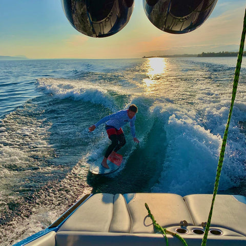 Chris Wakesurfing