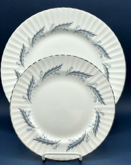 Johnson Brothers Blue Willow Dinner Plate 10-1/4 – ATTIC FANATIC