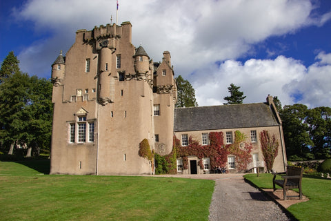 Haunted Scotland: The Ghost of The Green Lady at Crathes Castle ...