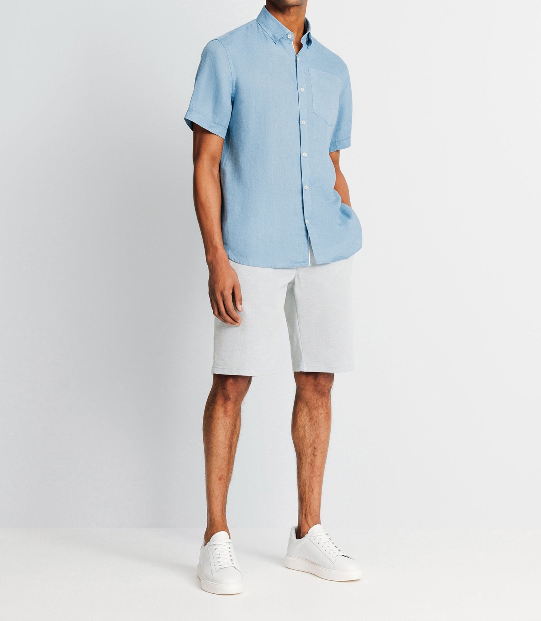 IZAC - Chemise casual en lin indigo - IZAC - Modalova