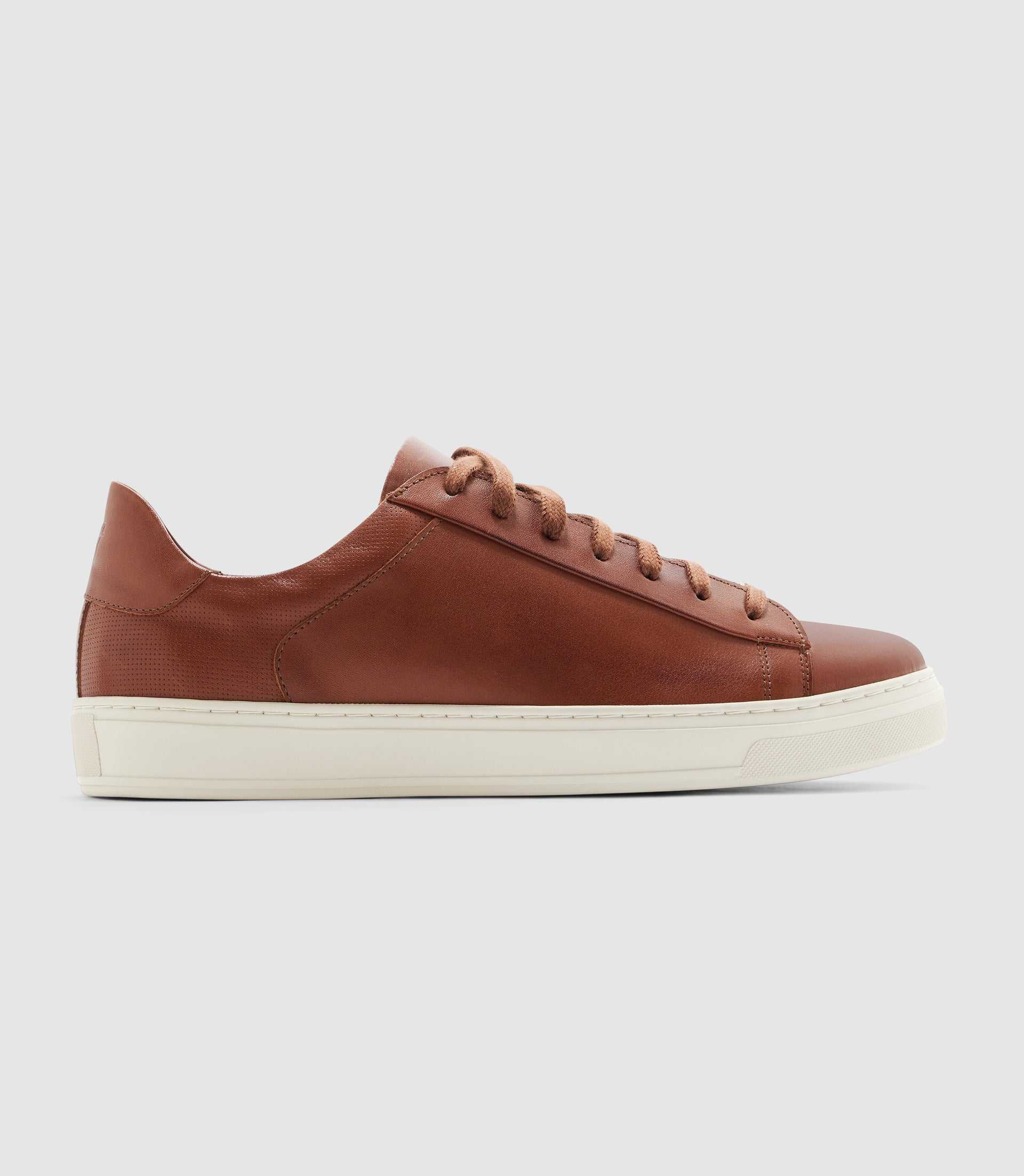 Sneakers en cuir marron Edna