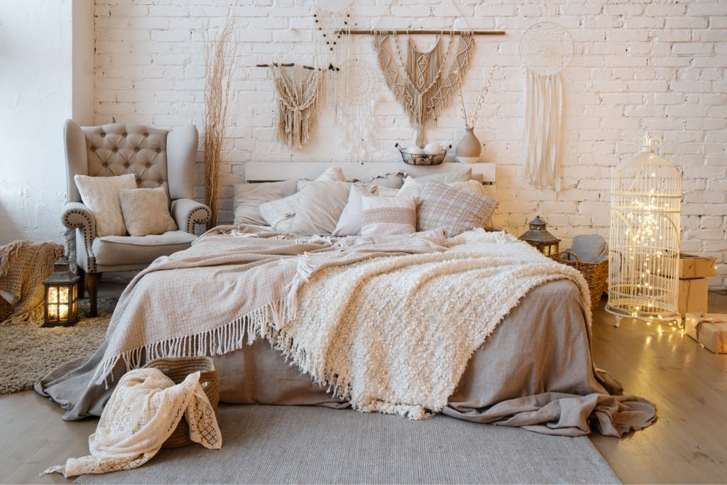 Best Aesthetic Bedroom Decor