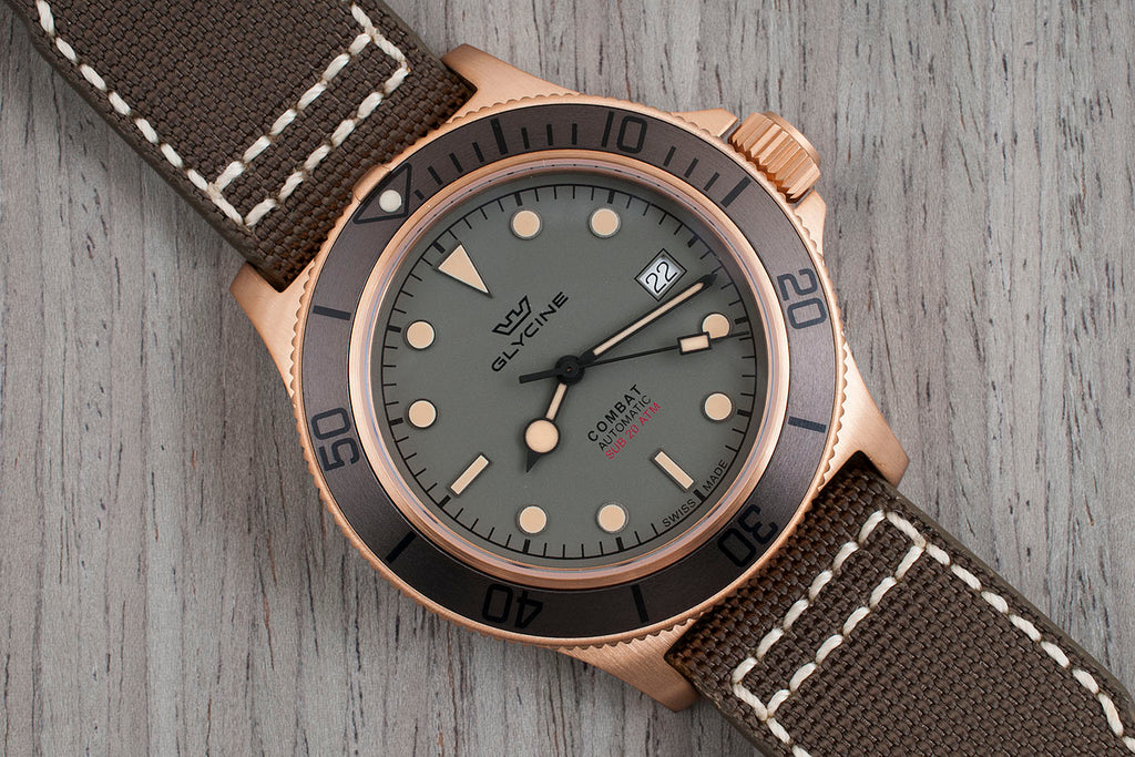 Glycine Combat Sub Bronze Watch Review - A Budget Tudor Black Bay Bronze? (GL0390)