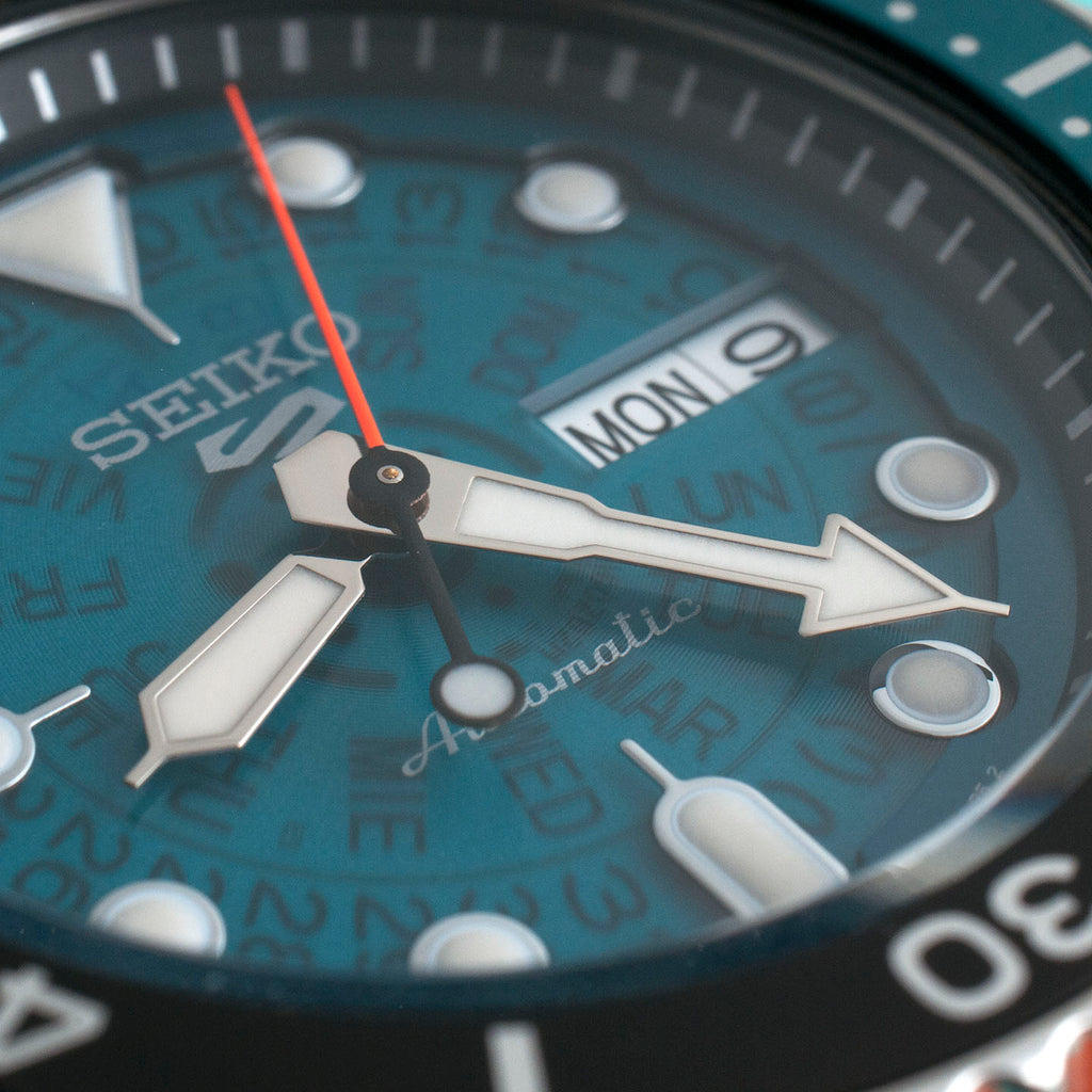 Seiko 5KX Sonar SRPJ45 Watch Review - Out Of The SKX's Shadow?