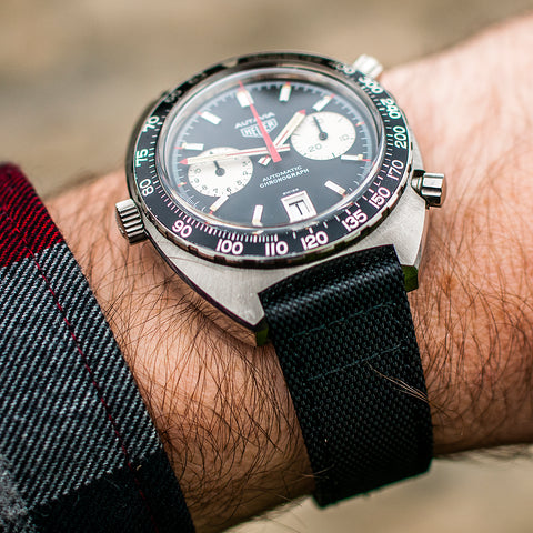 Heuer Autavia Viceroy 1163V Review Cal 12 Calibre 11 Chronomatic on wrist sailcloth strap