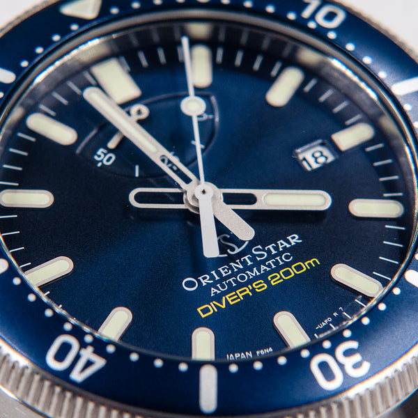 Orient Star Diver Watch review comparison 200m Blue RE-AU0302L00B dial hands markers orientstar